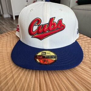 Chicago Cubs fitted limited edition! Fresh Colorway! 7 3/4